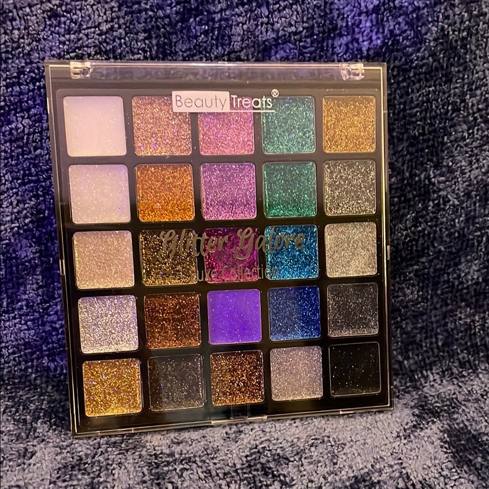 NWT Beauty Treats Glitter Galore Palette.  For Body & Eyes.